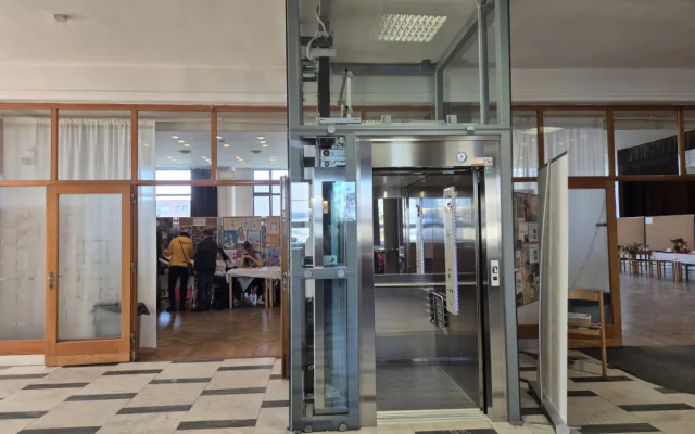 V Orlové dokončili opravu parkoviště, stavbu cyklostezky i modernizaci Kulturního domu