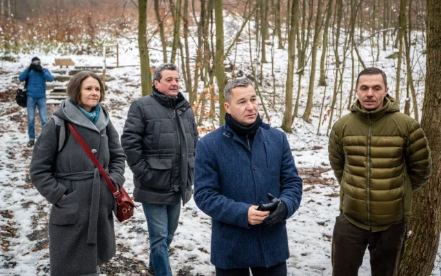 Relax mezi tůněmi. Bělský les láká novými povalovými chodníky v délce 566 metrů