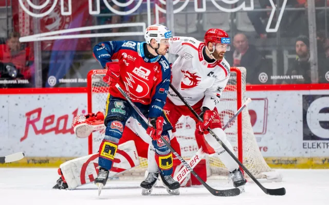 Oceláři zvládli generálku před pauzou. Pardubice porazili 3:2