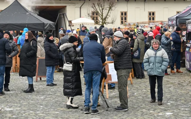 FOTO: Masopust na hradě. Nechyběla ani nefalšovaná zabíjačka