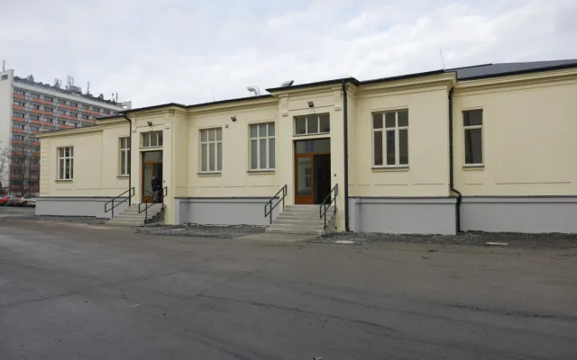 Tělocvična z roku 1899 prošla opravou, teď už znovu slouží studentům i veřejnosti