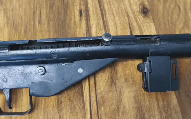 Protitankový kanon nebo nejmenší pistole na světě. Zbraňová amnestie odhalila rarity