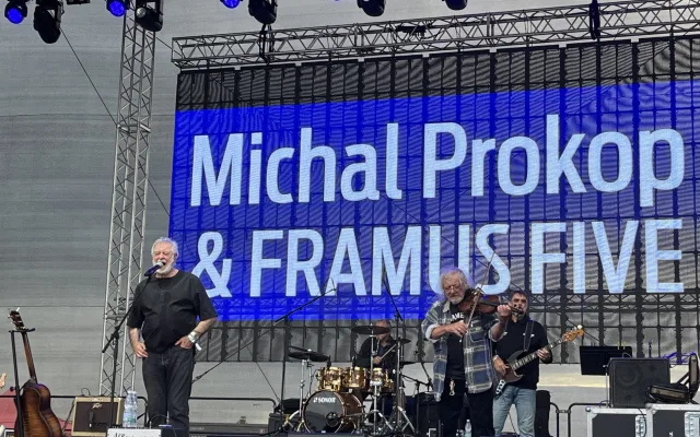 Štěrkovna Open Music nabídla metal, folklór i rozmary počasí