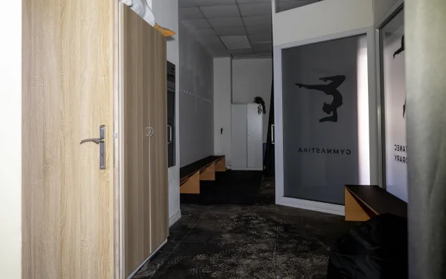 Požár jim vzal vybavení, ale ne chuť tančit. Ostravské studio prosí o pomoc