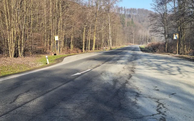 Silnice u Hradce nad Moravicí bude až do října částečně uzavřená, začínají opravy