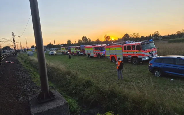 U Studénky hořel vlak. Hasiči museli evakuovat 170 cestujících