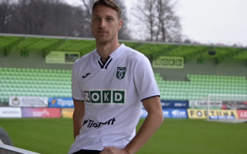 Karvinskou defenzivu posílil černohorský fotbalista Raspopovič.