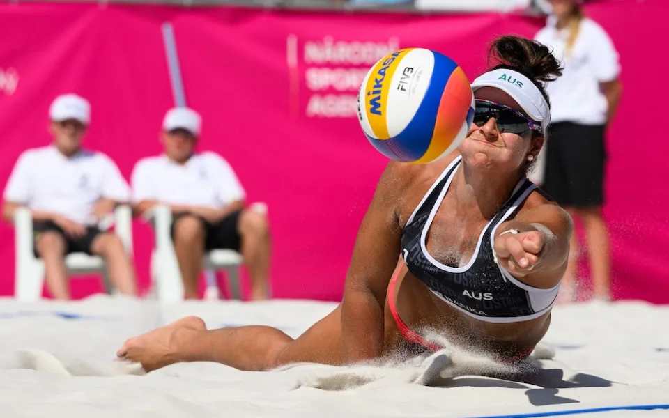 J&amp;T Banka Ostrava Beach Pro: Hvězdy ženského beachvolejbalu už v kvalifikaci.
