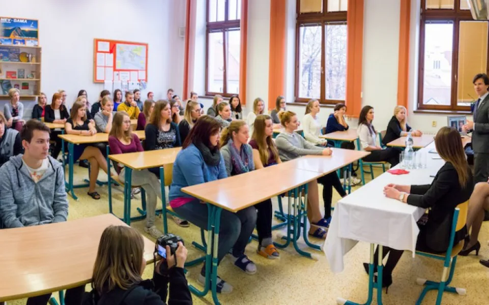 size4-16394623063498-60-size4-15371705039011-152-20180917-stredni-skola