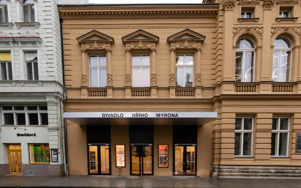 Před 130 lety v Ostravě otevřeli dnešní Divadlo Jiřího Myrona.