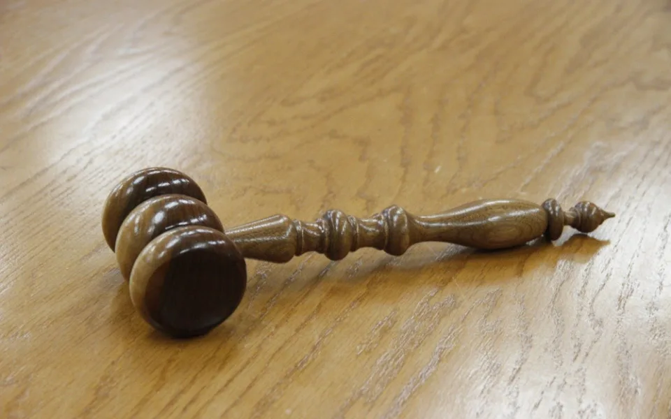 size4-15949770889143-124-gavel-1017953-1280