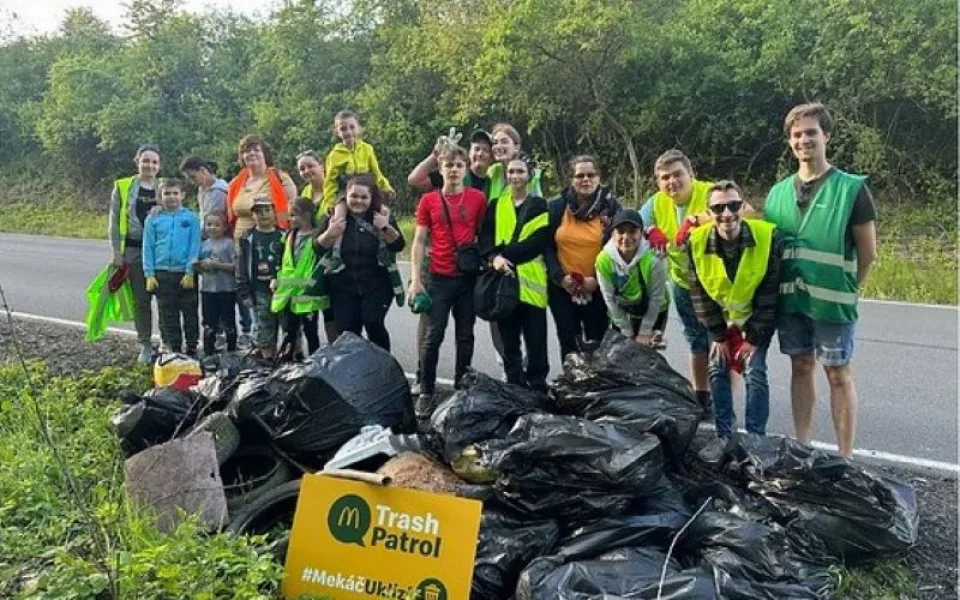 Trash Patrols brázdí ulice měst při McDonald´s restauracích po celý rok