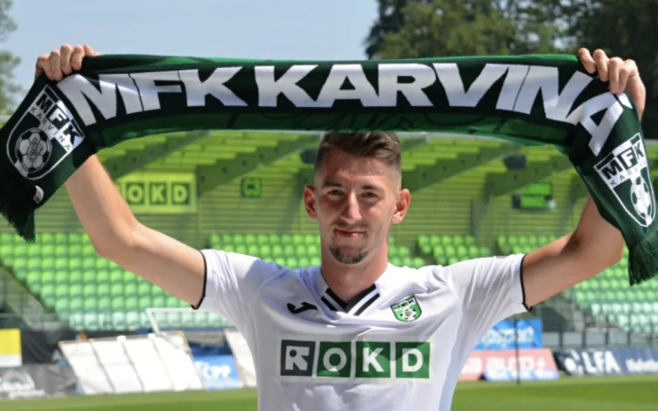 Fotbalový obránce Endl je druhou letní posilou Karviné, přestoupil z Brna.