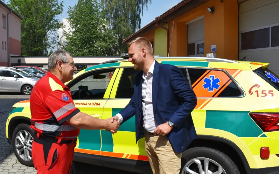 Klíče pro záchranku. Zdravotníci z Frýdku-Místku se snadněji dostanou k seniorům v nesnázích