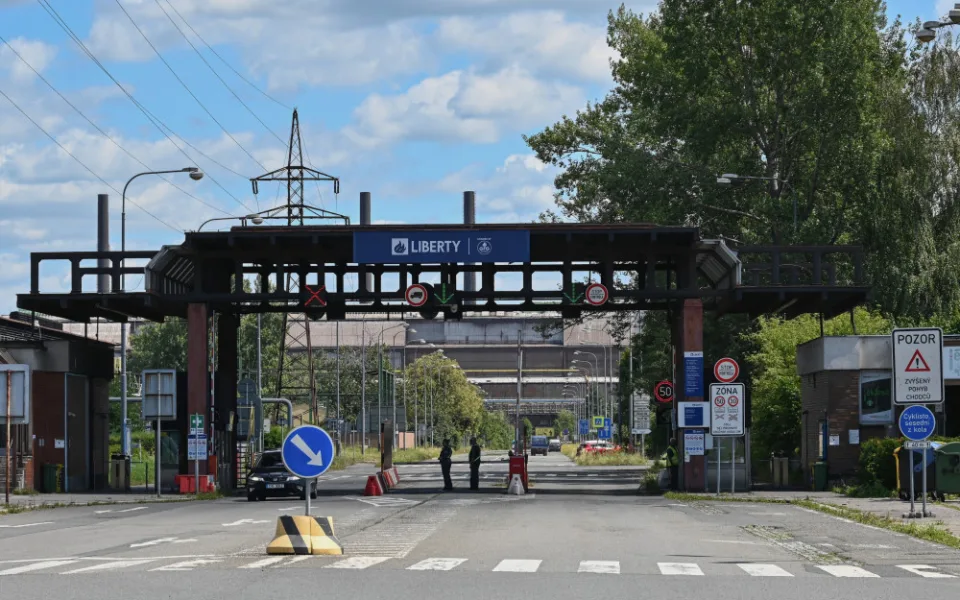 Majiteli slezské huti Liberty možná budou omezena majetková práva. Insolvenční správce s krokem souhlasí