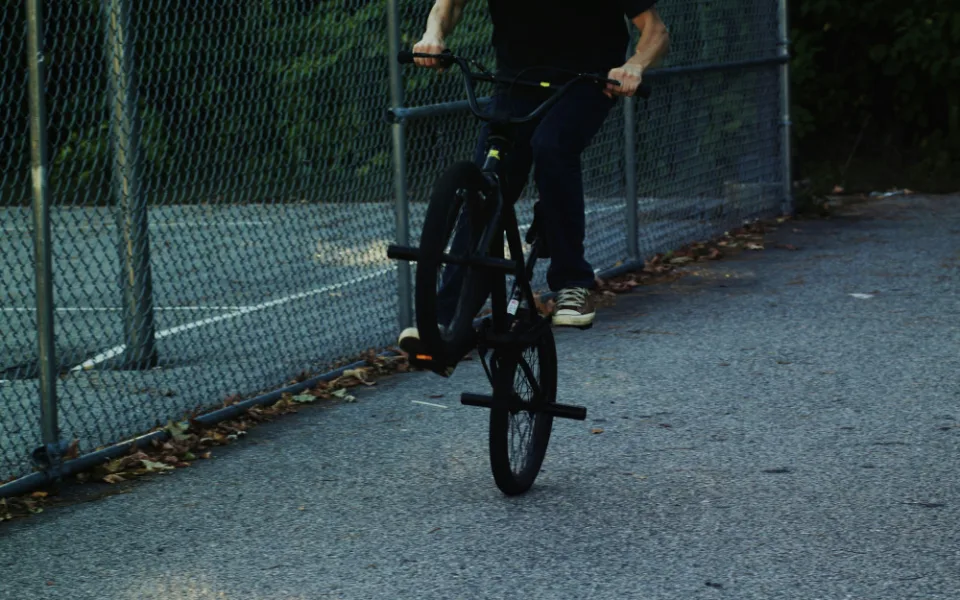 Připravte se na výlet na kole! Vyberte si ty nejlepší pánské cyklistické kraťasy