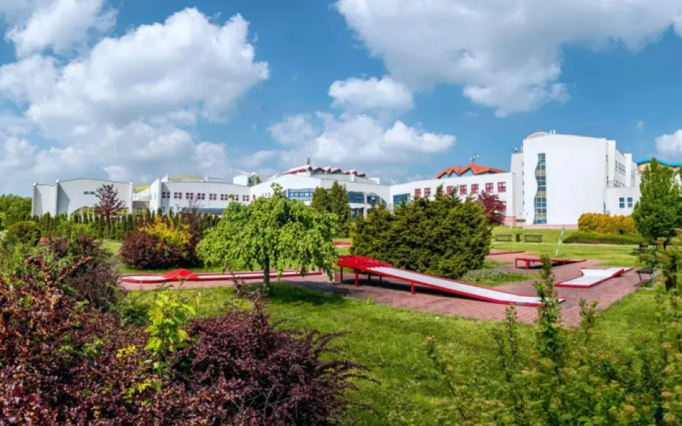 Klimkovice se dostaly do dopravní patálie. Dopravní podnik dočasně zrušil jediný spoj do lázní a Hýlova