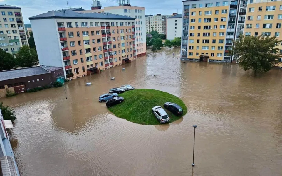 I muži pláčou, zhodnotil situaci v kraji hejtman Bělica. Za lidmi míří potřebné vysoušeče a další pomoc