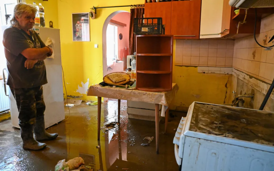 V evakuačních centrech zůstává 560 lidí. Třetí stupeň povodňové aktivity končí v Opavě a Hlučíně.
