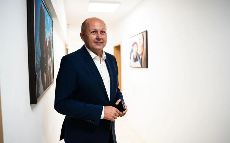VOLBY 2024: Bednář a Vícha míří do Senátu už po první kole. Senátora za Opavu voliči vyberou o víkendu