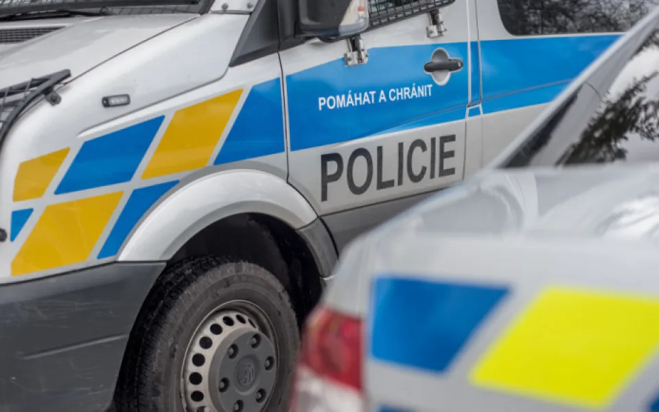 Otec jednoho z dětí si vzal jako rukojmí učitelku mateřské školy v Ostravě. Ohrožoval ji kapesním nožíkem