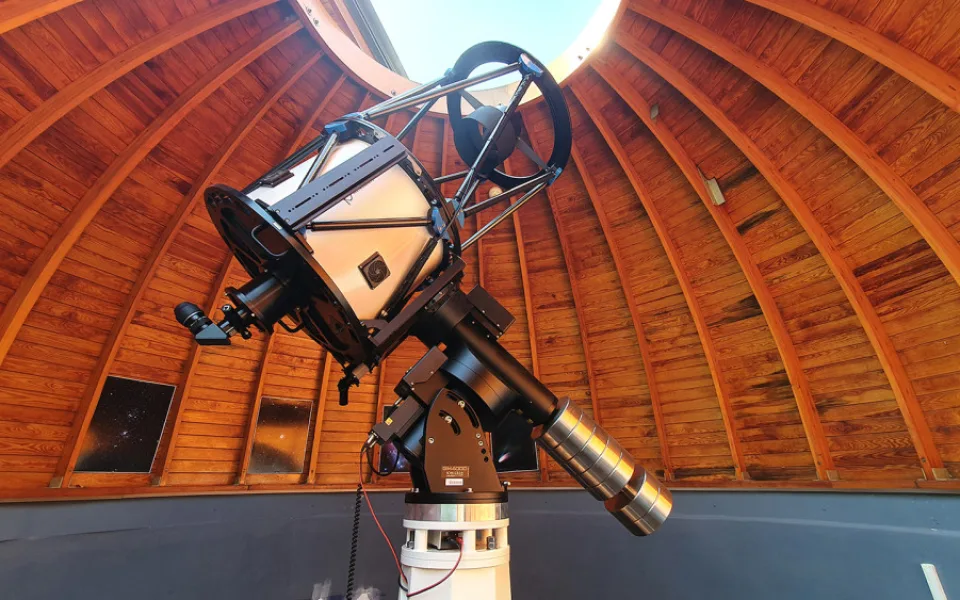 Ostravské planetárium má nový dalekohled. Astronomové o něj usilovali přes třicet let