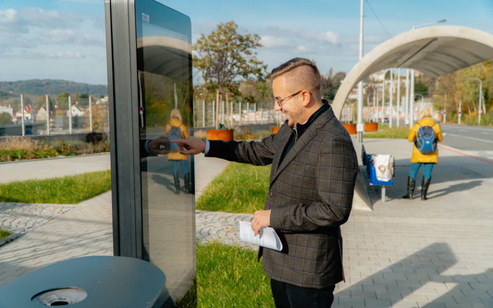 Slezská Ostrava začala s instalací elektronických informačních panelů.
