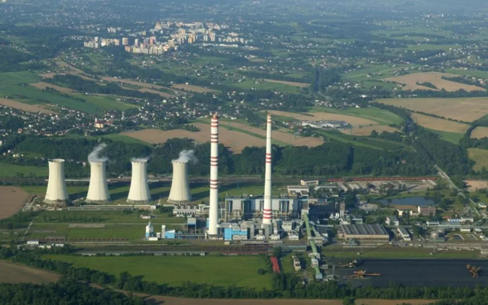 Elektrárna v Dětmarovicích už nebude vyrábět elektřinu z uhlí. Na jaře přejde na biomasu