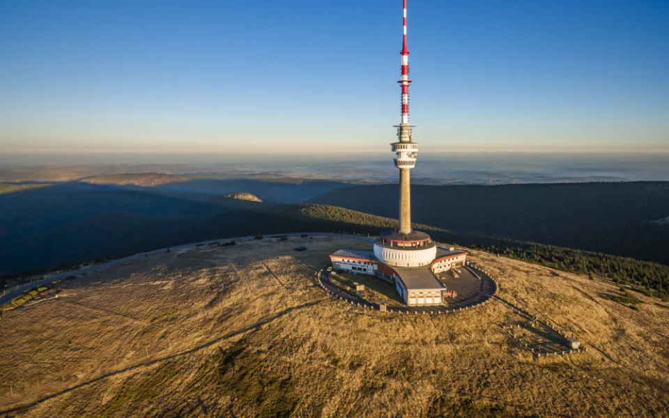 Zářijové povodně se negativně podepsaly také na návštěvnosti kraje. Mezi turisty stále bodují Beskydy