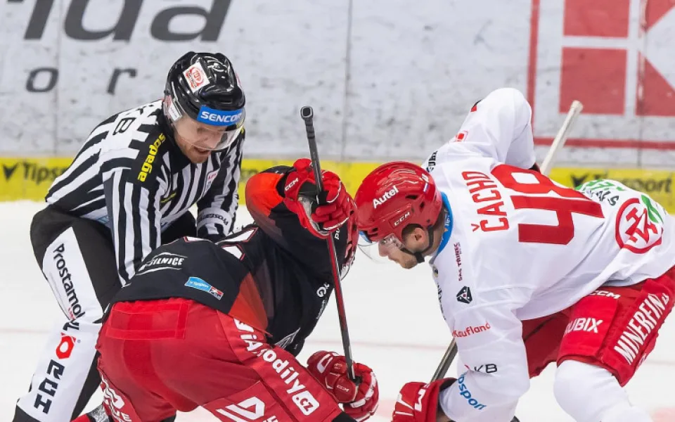 Hokejisté Hradce Králové vyhráli podeváté v řadě, Oceláře srazil v závěru Pavlík.