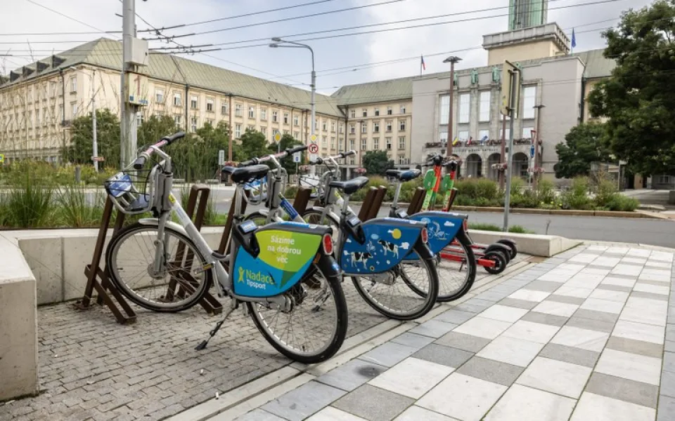 Ostravanům zůstanou sdílená kola do 15 minut zdarma. Město prodloužilo spolupráci s nextbike o dva roky