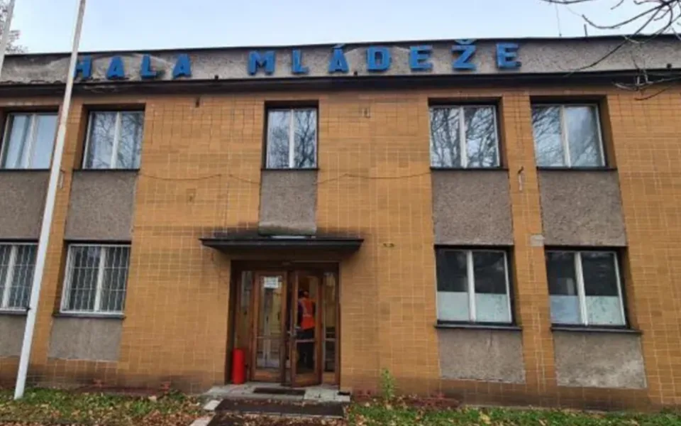 Insolvenční správce huti Liberty Ostrava nabízí k prodeji Halu mládeže a pozemky, na nichž stojí