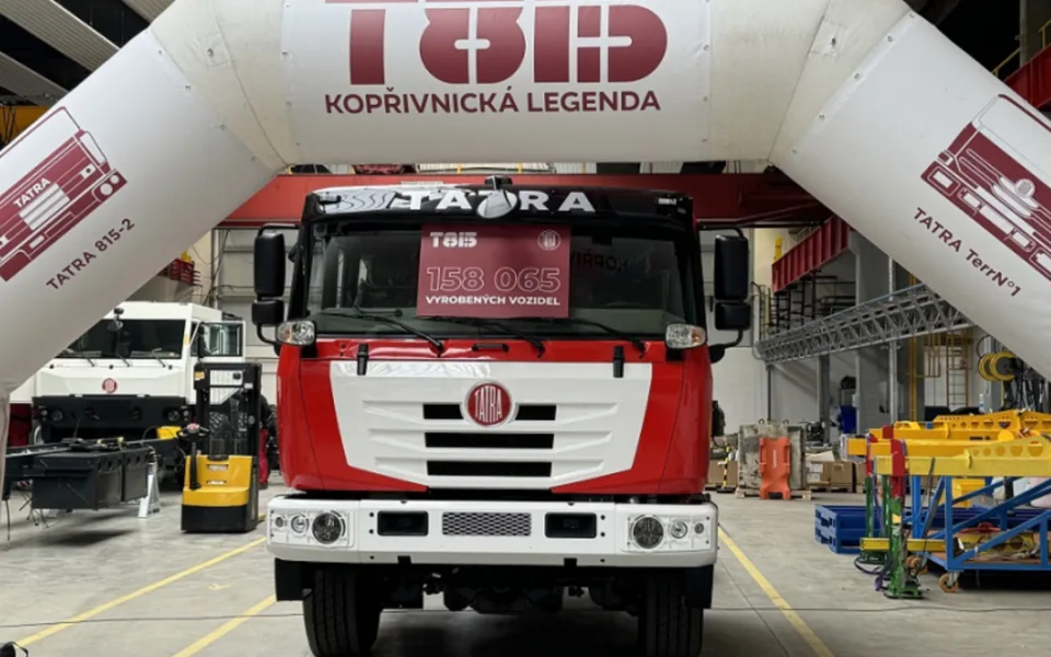 Tatra se po více než čtyřiceti letech loučí s legendou. Model 815-2 Terra bodoval v Dakaru i v armádě
