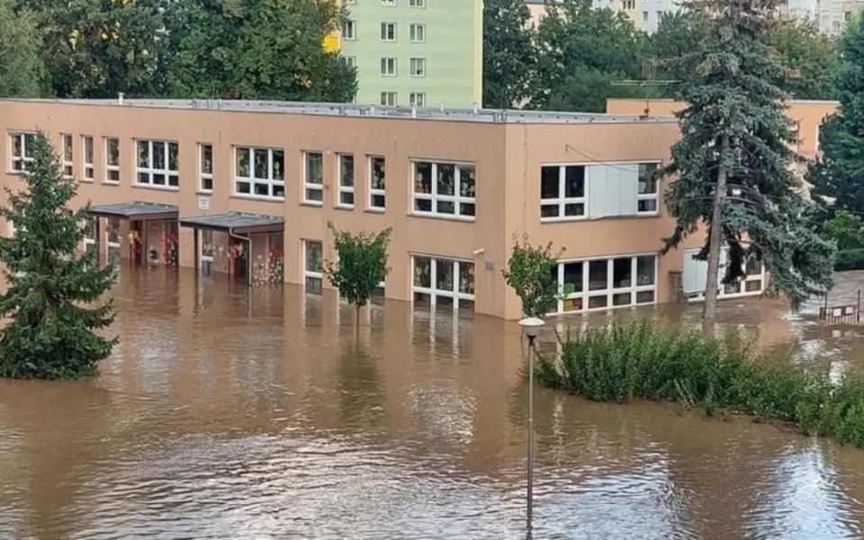 Opavské školství se dostává z povodní. Rekonstrukce škol brzdí vlhkost a peníze