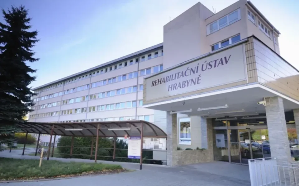Rehabilitační ústav Hrabyně a Fakultní nemocnice Ostrava se sloučí, rozhodlo ministerstvo zdravotnictví