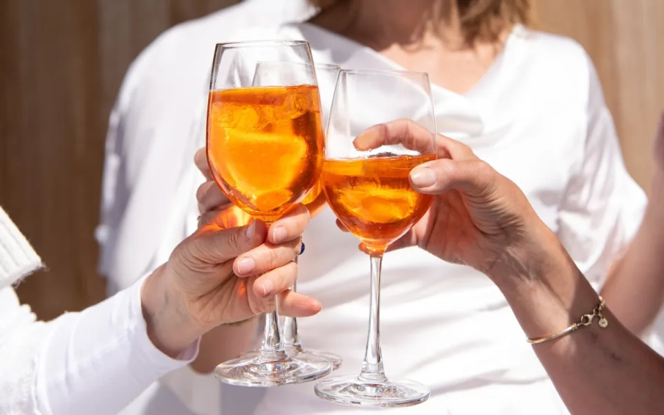 Opava bojuje proti alkoholu. Nová vyhláška zakazuje pití na veřejných místech, lidé si stěžovali na alkoholiky