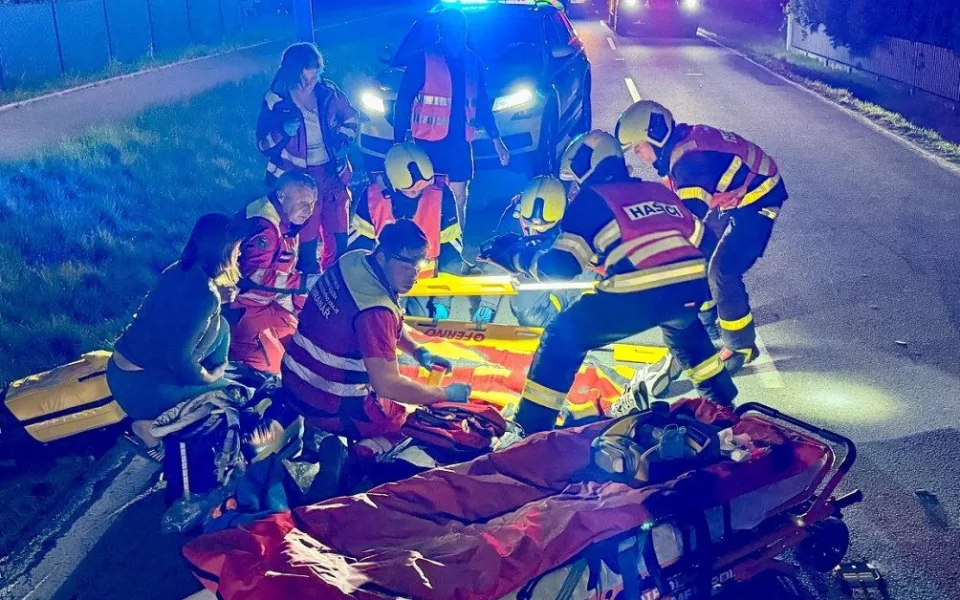 Sedmnáctiletý mladík bez řidičáku o víkendu způsobil vážnou nehodu na Frýdecko-Místecku. Byl opilý