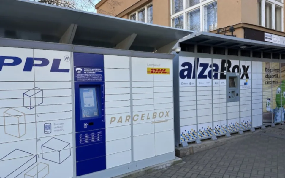 Karviná si posvítí na výdejní boxy. Od května omezí jejich umisťování