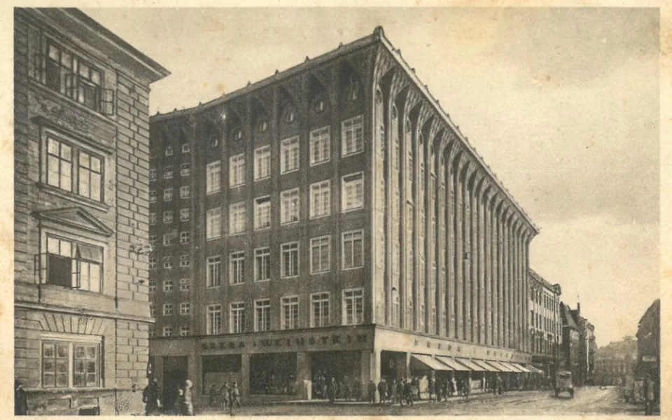 DRBNA HISTORIČKA: Chicago v Opavě. Největší obchodní dům první republiky postavil architekt s obdivem k fašismu