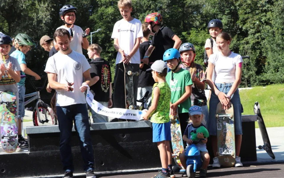 Orlová otevřela nový moderní skatepark v ulici Ke Studánce.