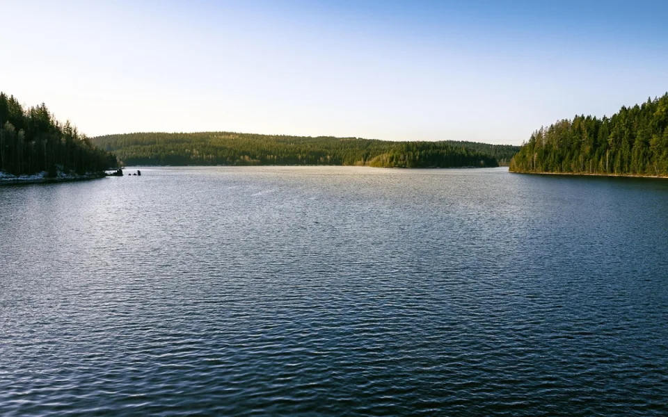 Moravskoslezské přehrady jsou naplněny na 72 až 99 procent, řeky se blíží