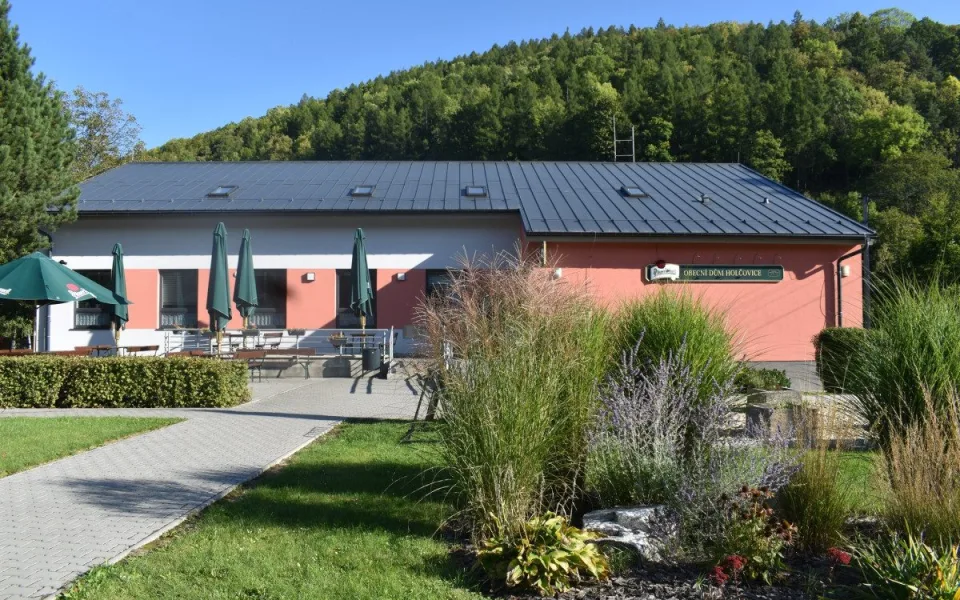 Lidé z Holčovic rozhodnou v referendu o budoucnosti ztrátové obecní restaurace