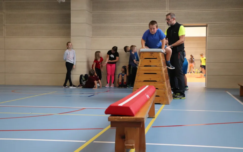 Orlová otevřela nové venkovní sportoviště a dvě modernizované tělocvičny.