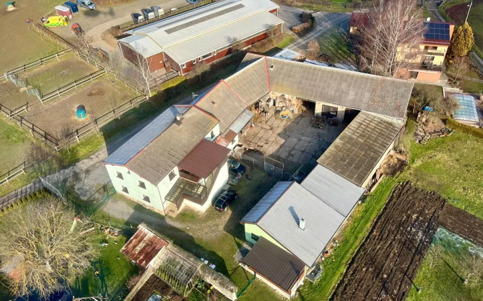 Ženu vážně zranil kůň, do ostravské fakultní nemocnice letěla vrtulníkem. Foto: Se svolením ZZS MSK