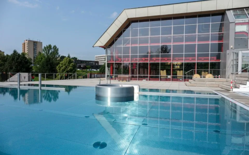 Předprostor Krytého bazénu v Porubě prošel proměnou za 21 milionů