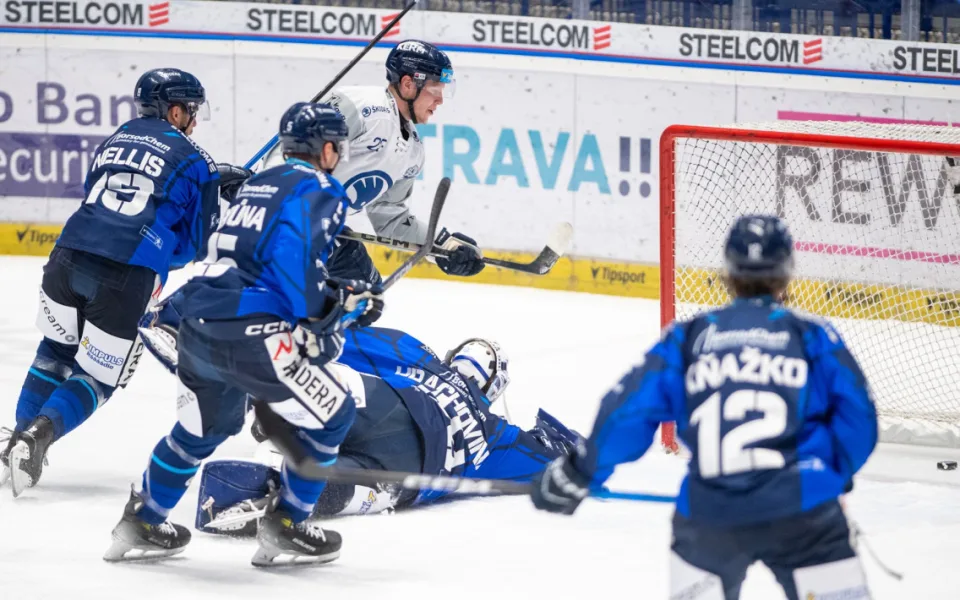 Vítkovice ani potřetí v sezoně nestačily na Plzeň, prohrály 4:6