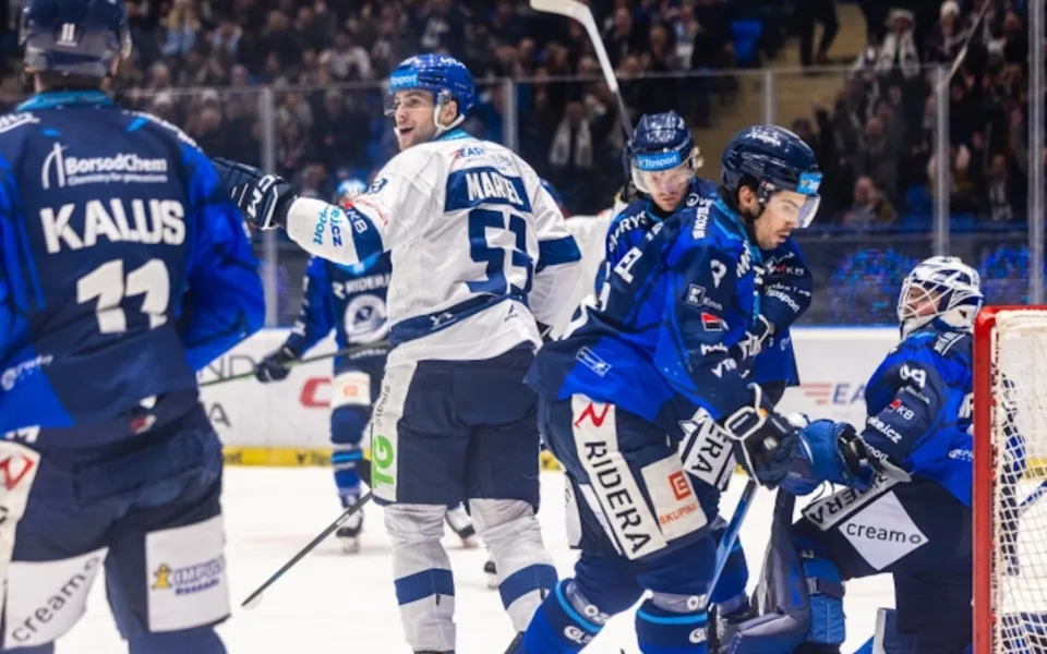 Kladno deklasovalo Vítkovice 8:1, hattrick a čtyři body si připsal Robins.