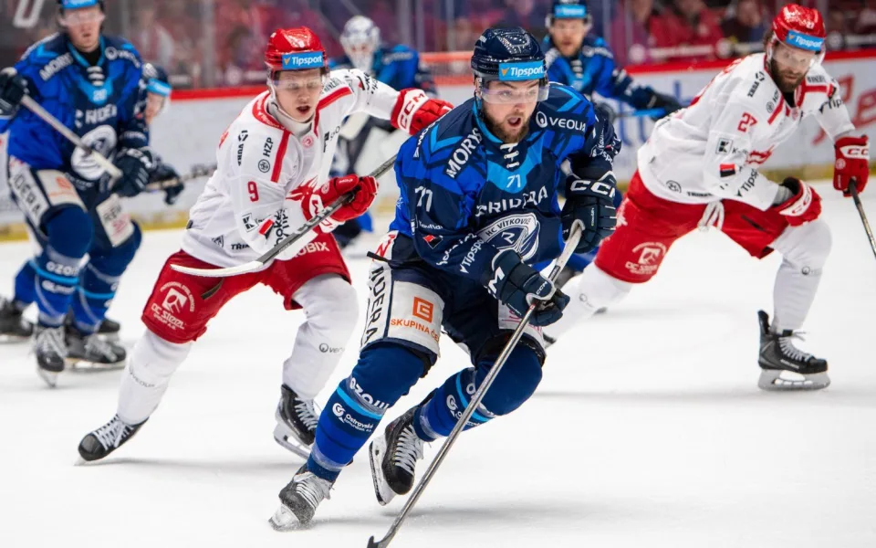 Čtvrté derby se rozhodovalo až v prodloužení. Oceláři získali o bod více. Foto: Se svolením HC Oceláři Třinec