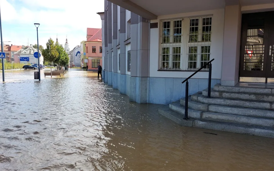 Divadlo v Krnově poškodila velká voda. Teď ho čekají velké opravy