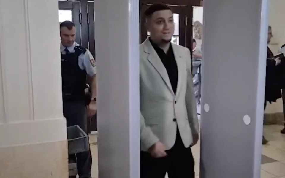 Dostali ho. Ostravský rapper Hard Rico si za loupež a vydírání odsedí čtyři roky